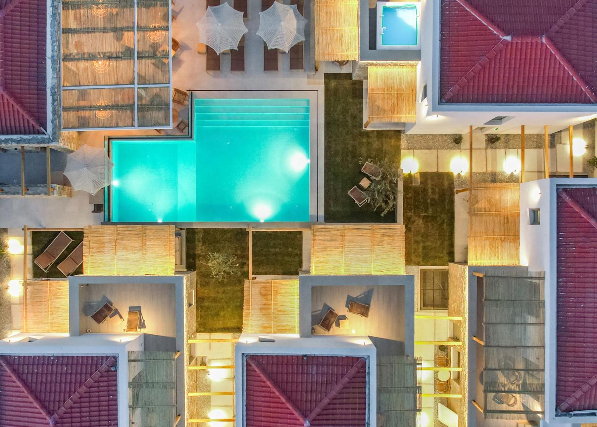 Azzure Luxury Suites Potos Exterior photo